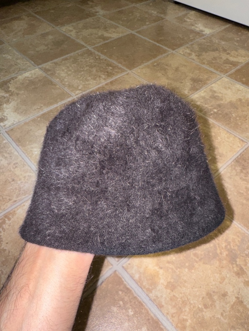 Women’s black hat cap